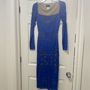 Hot Miami Styles blue lace midi long sleeve dress